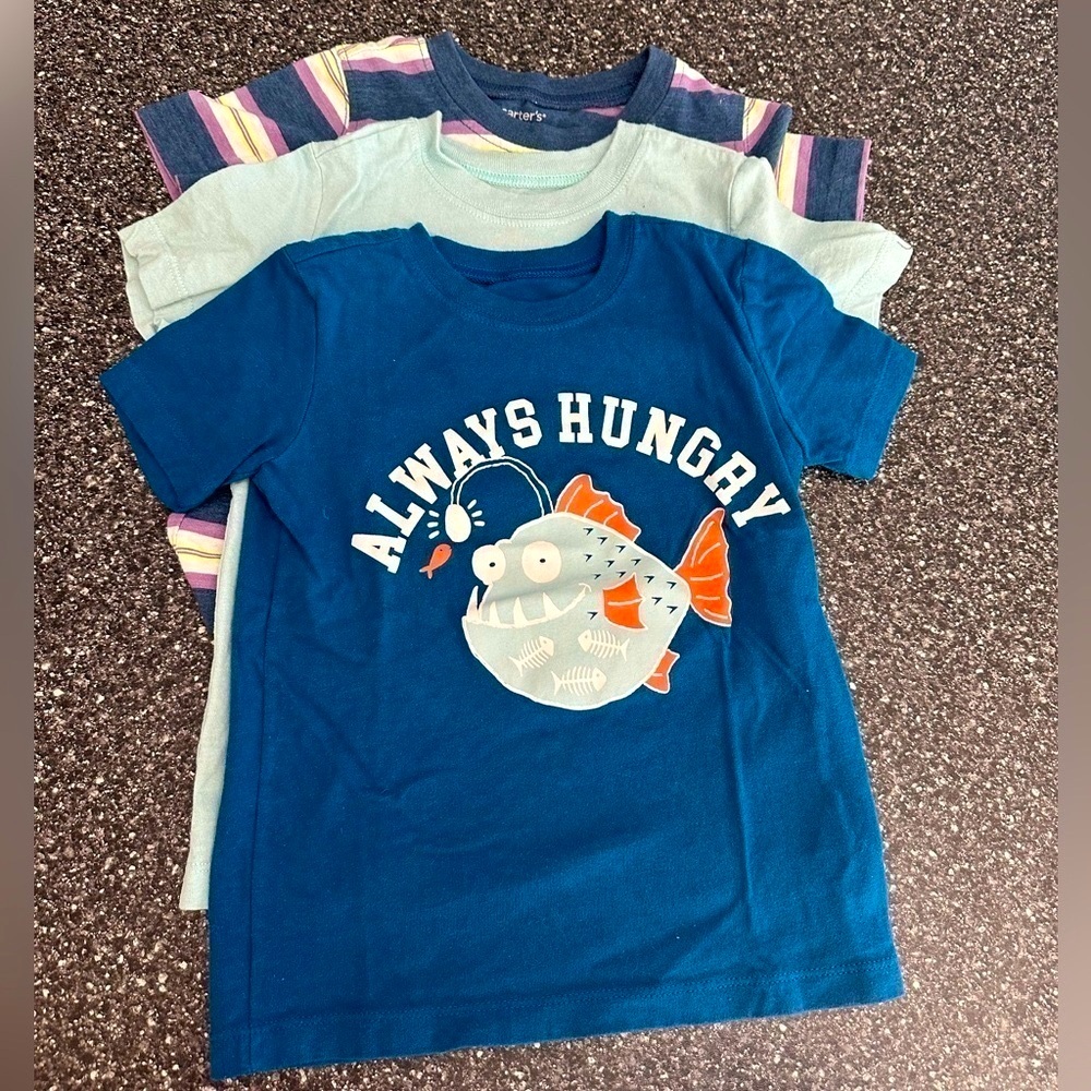 Carter’s 2T Short Sleeve Tees - set of 3